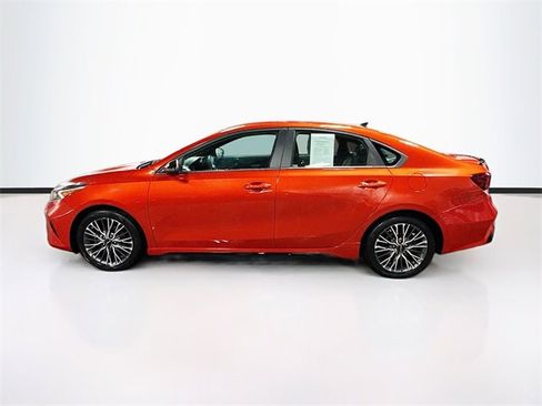 Used 2023 Kia Forte GT-Line w/ GT-Line Technology Package image 4