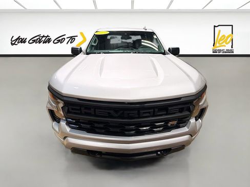 Used 2022 Chevrolet Silverado 1500 Custom image 2