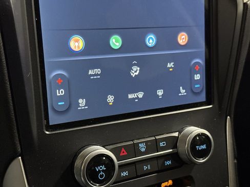 Used 2023 Ford Edge SEL w/ Cold Weather Package AWD/4WD image 16