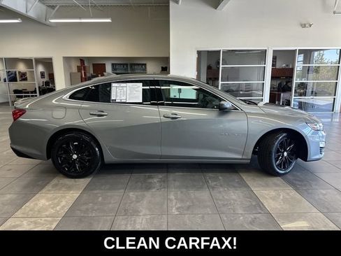 Used 2024 Chevrolet Malibu LT FWD image 3