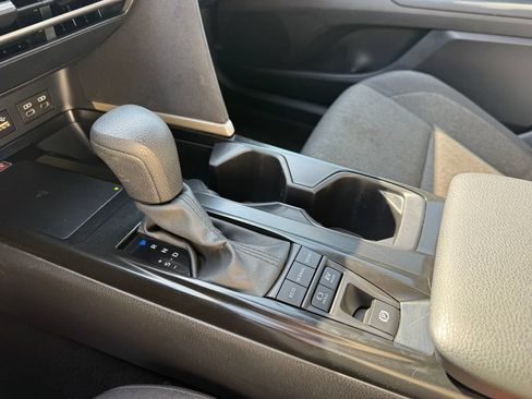 Used 2025 Toyota Camry LE FWD image 25