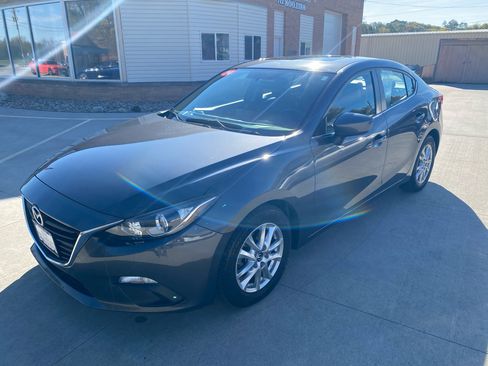 Used 2014 MAZDA MAZDA3 i Grand Touring image 2