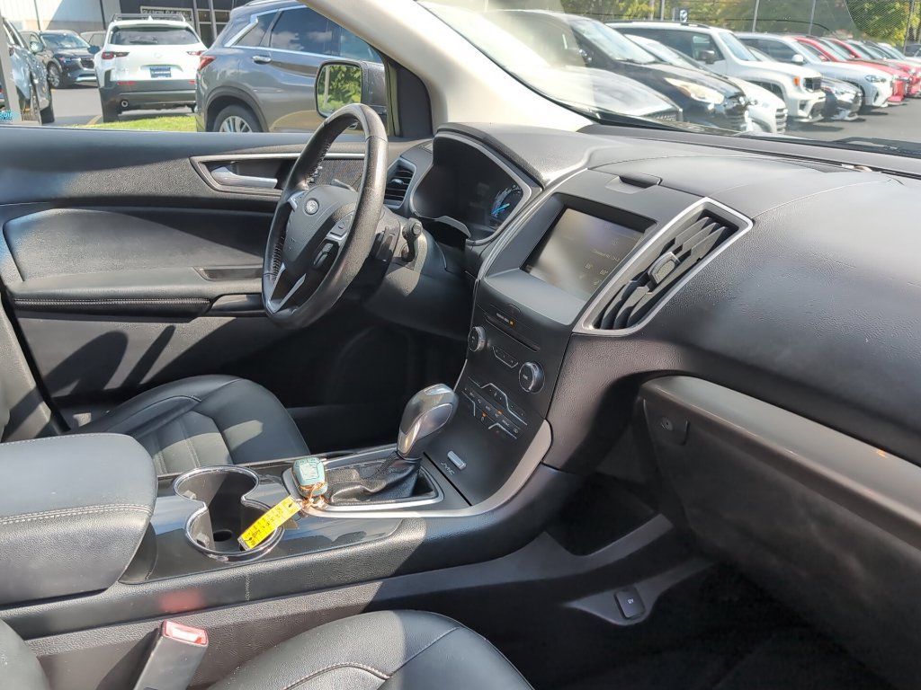 Used 2015 Ford Edge SEL w/ Equipment Group 201A AWD/4WD image 8