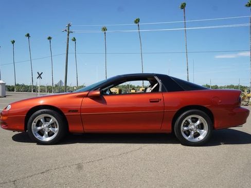 Used 2002 Chevrolet Camaro Z28 w/ Preferred Equipment Group 2 RWD image 18