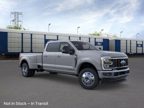 New 2026 Ford F450 Lariat image 7