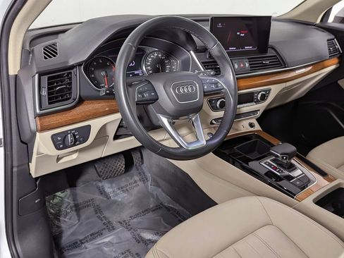 Used 2021 Audi Q5 2.0T Premium w/ Convenience Package AWD/4WD image 15