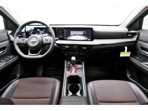 New 2026 Nissan Kicks SR w/ SR Premium Package image 7