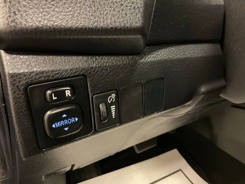 Used 2016 Toyota Corolla S image 12