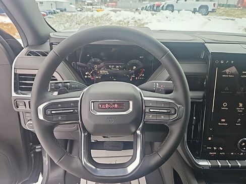 New 2026 GMC Yukon XL Elevation w/ LPO, Get Active Package image 12