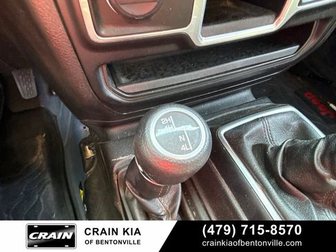 Used 2018 Jeep Wrangler Sport AWD/4WD image 22
