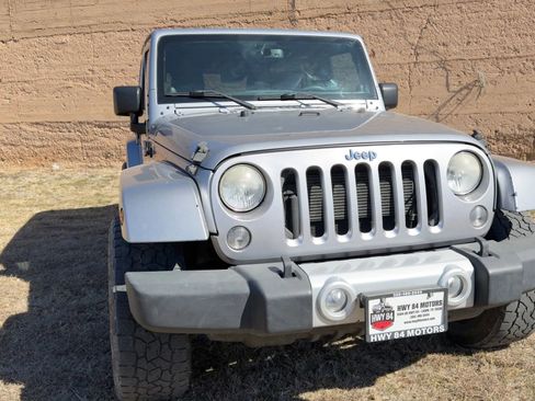 Used 2014 Jeep Wrangler Unlimited Sahara w/ Max Tow Package image 5