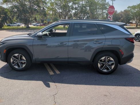 Used 2025 Hyundai Tucson SEL AWD/4WD image 9
