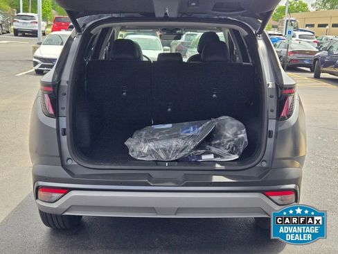 Certified 2025 Hyundai Tucson Limited AWD/4WD image 14