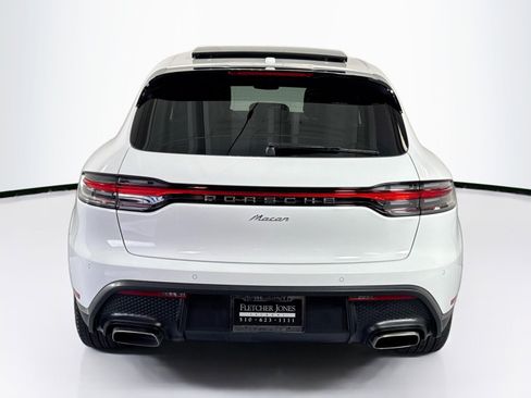 Used 2025 Porsche Macan image 10