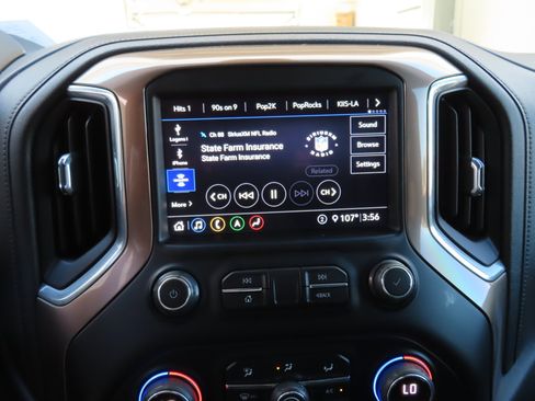 Used 2020 Chevrolet Silverado 2500 High Country image 29