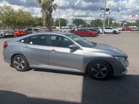 Used 2019 Honda Civic LX image 4