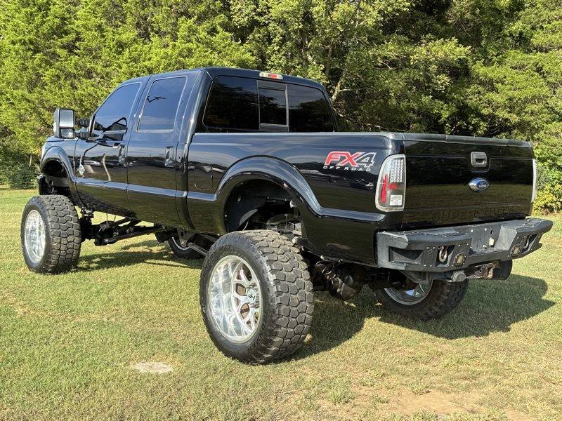 Used 2016 Ford F250 Lariat w/ Lariat Ultimate Package AWD/4WD image 7