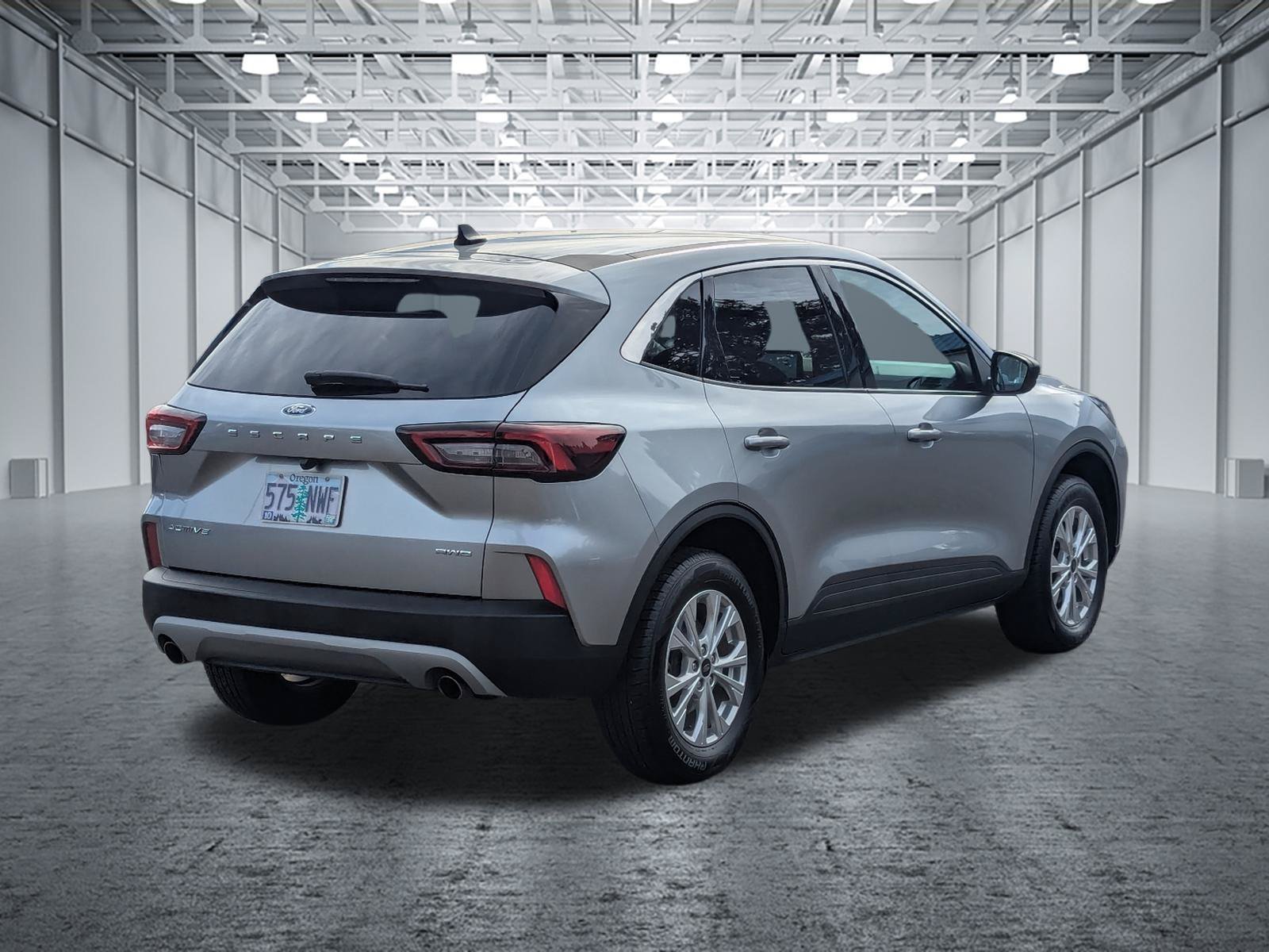 Used 2024 Ford Escape Active AWD/4WD image 5