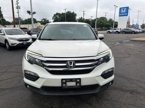 Used 2016 Honda Pilot EX image 2