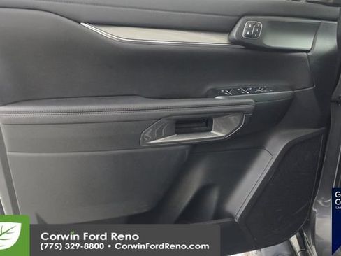 Used 2025 Ford Ranger Lariat w/ FX4 Off-Road Package AWD/4WD image 14
