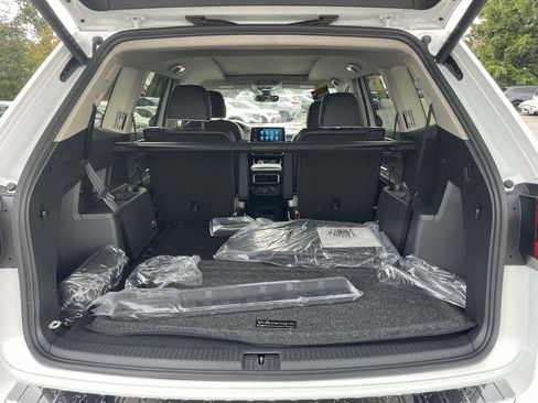 New 2026 Volkswagen Atlas SEL Premium R-Line AWD/4WD image 13