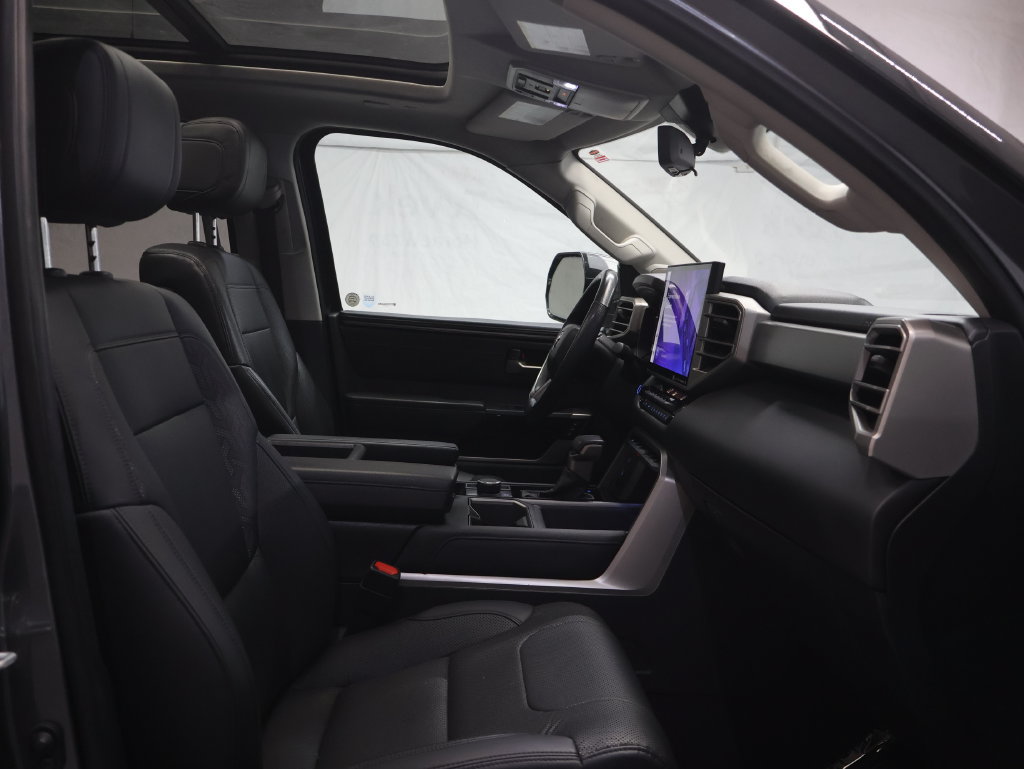 Used 2023 Toyota Tundra Limited AWD/4WD image 9
