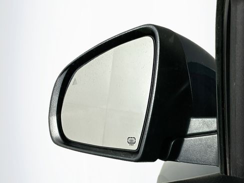 Used 2021 Jeep Cherokee Latitude image 16