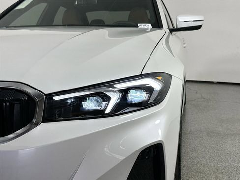 New 2025 BMW 330i Sedan w/ Premium Package RWD image 8