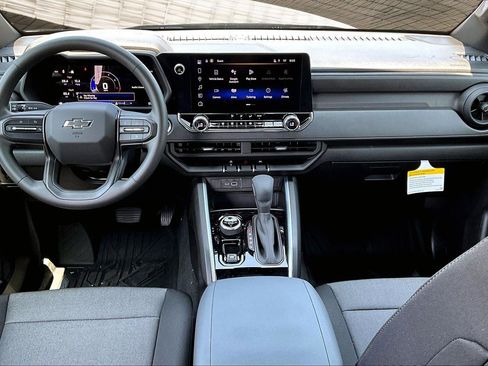 New 2025 Chevrolet Colorado Trail Boss w/ Midnight Edition image 5