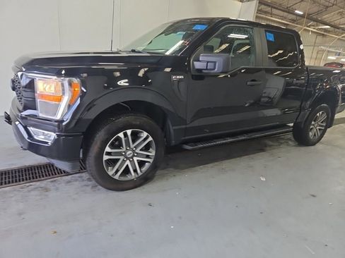 Used 2022 Ford F150 XL w/ STX Appearance Package image 2
