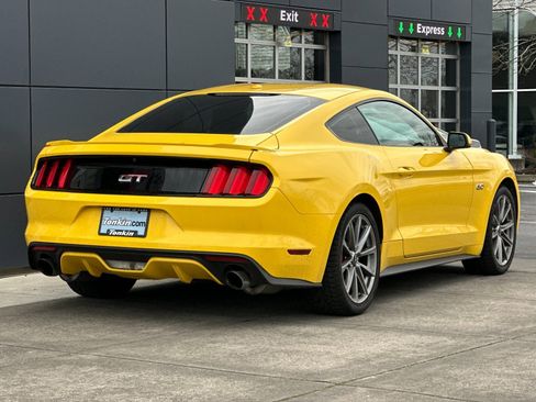 Used 2015 Ford Mustang GT Premium image 3