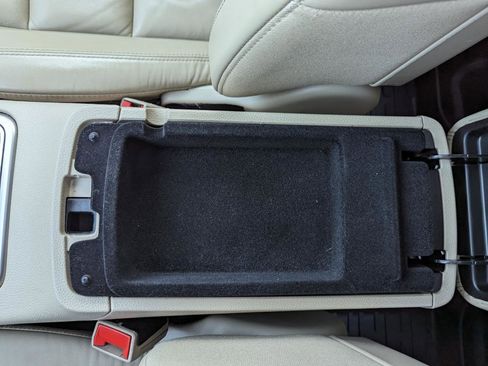 Used 2021 Jeep Grand Cherokee Limited image 25