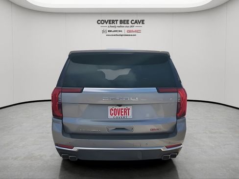 Certified 2025 GMC Yukon XL Denali image 8