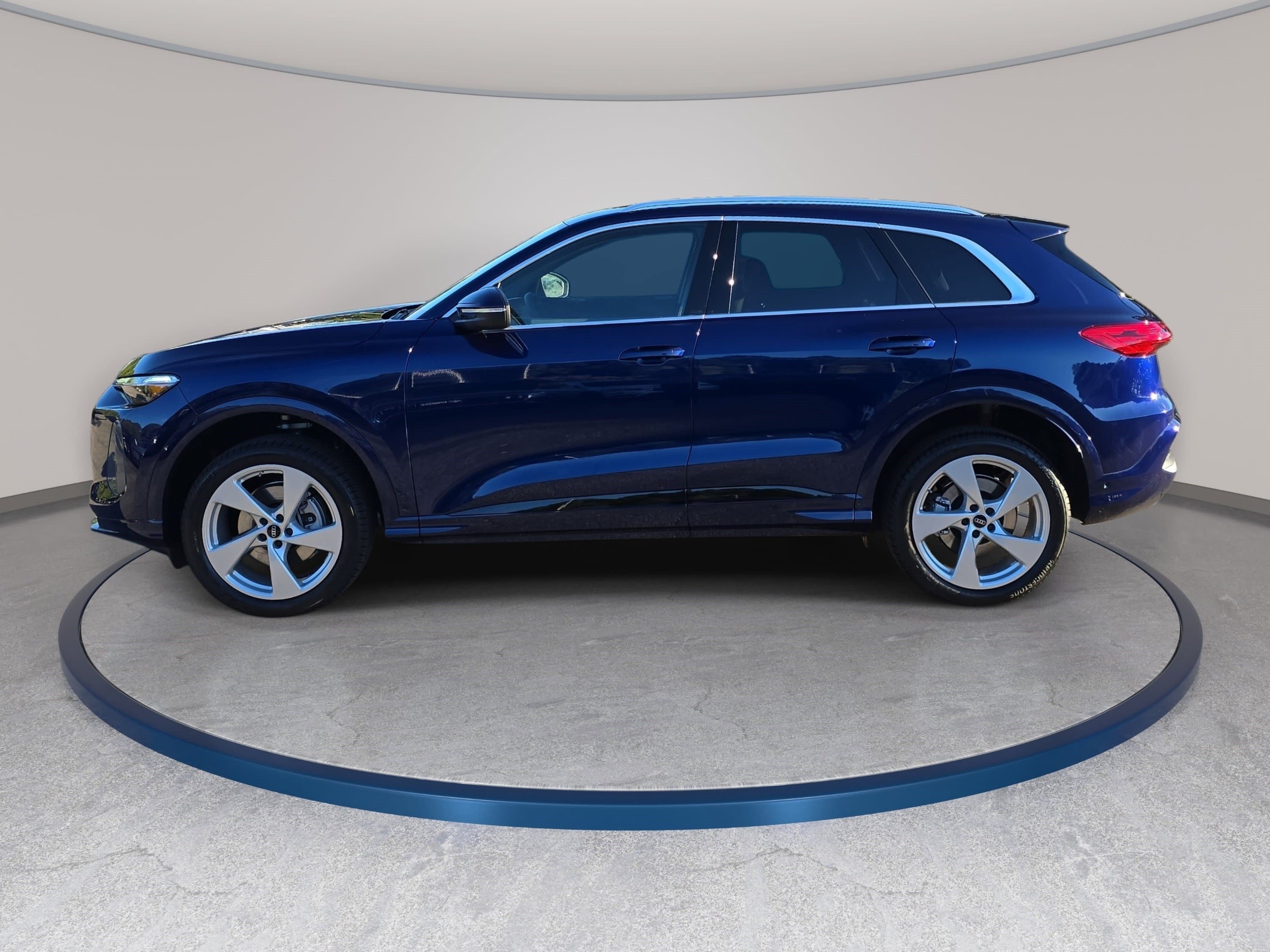 New 2026 Audi Q5 Premium AWD/4WD image 8