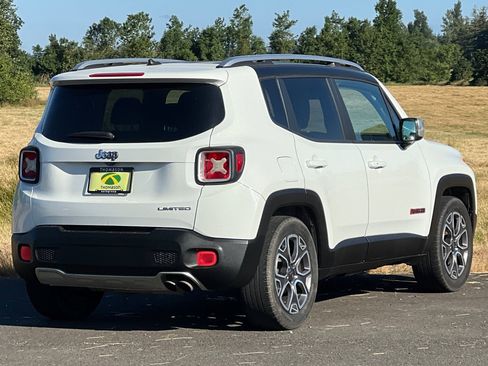 Used 2015 Jeep Renegade Limited image 4