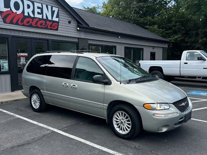 Used 1999 Chrysler Town & Country LX