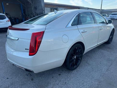 Used 2013 Cadillac XTS Platinum FWD image 5