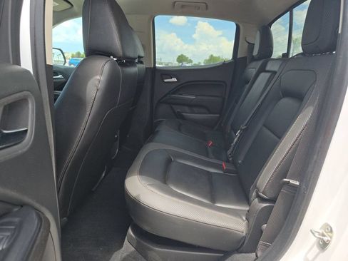 Used 2022 GMC Canyon AT4 w/ Trailering Package AWD/4WD image 6