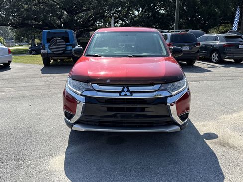 Used 2018 Mitsubishi Outlander ES image 8