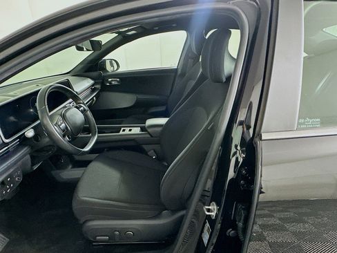 Used 2024 Hyundai Ioniq 6 SE RWD image 13