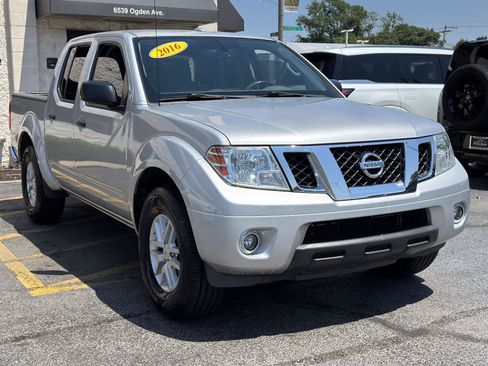 Used 2016 Nissan Frontier SV w/ SV Value Truck Package RWD image 14