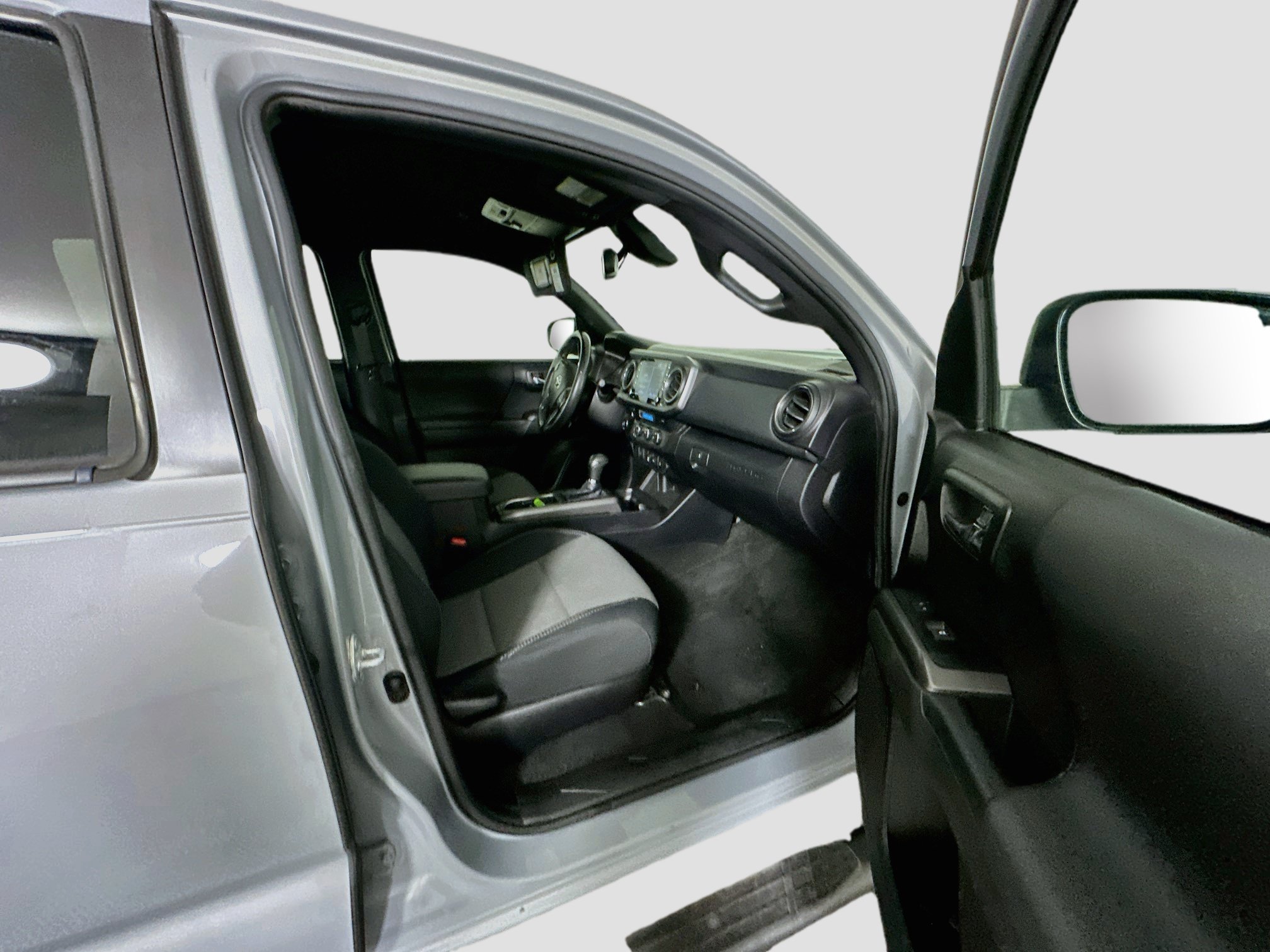 Used 2021 Toyota Tacoma TRD Sport RWD image 29
