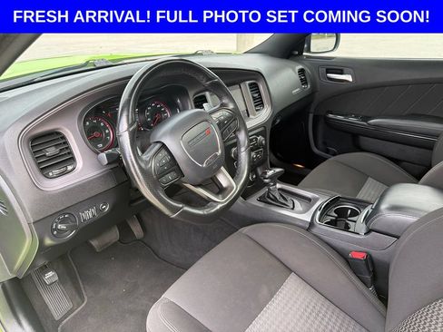 Used 2023 Dodge Charger R/T w/ Performance Handling Group RWD image 12