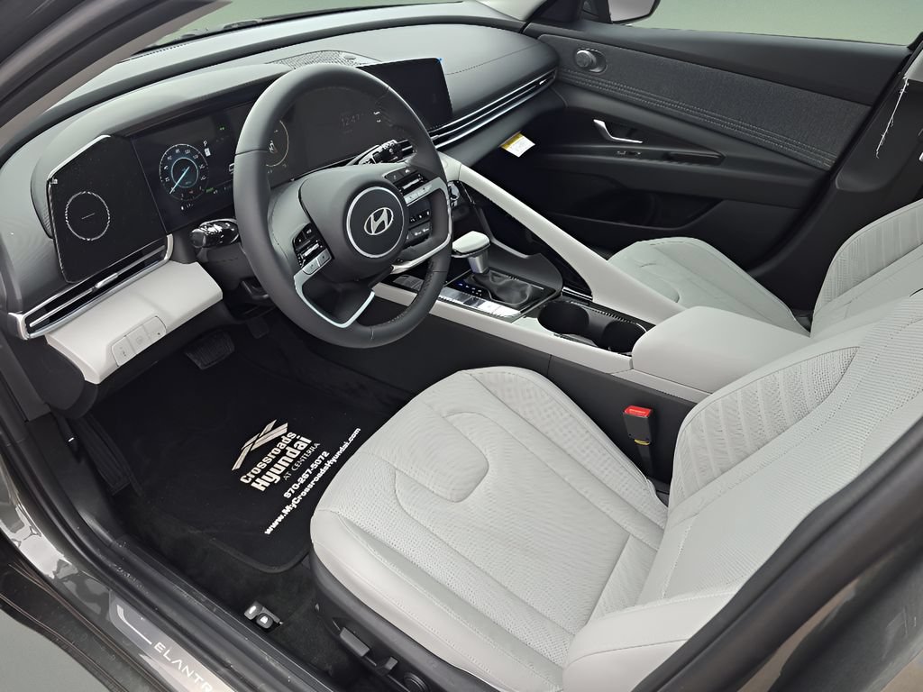 Used 2026 Hyundai Elantra Limited FWD image 26