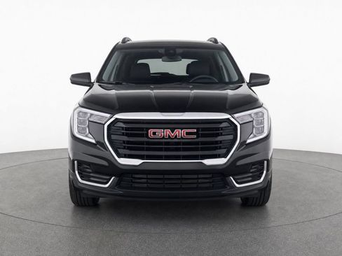 Used 2024 GMC Terrain SLE w/ Driver Convenience Package AWD/4WD image 5
