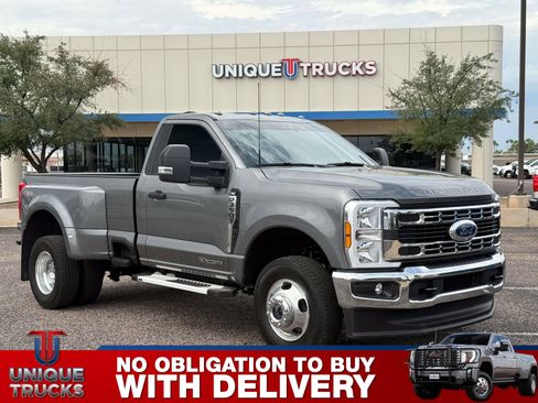 Used 2025 Ford F350 XLT image 3
