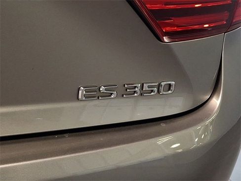 Used 2017 Lexus ES 350 350 image 30
