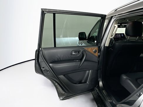 Used 2024 Nissan Armada SL w/ Captain's Chairs Package image 26