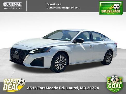 Used 2024 Nissan Altima 2.5 SV FWD image 4
