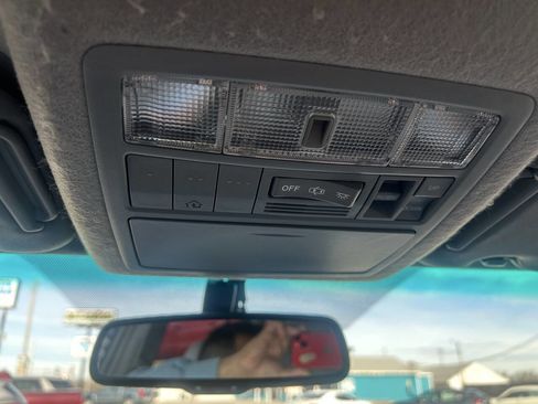 Used 2010 Toyota Highlander Limited image 41